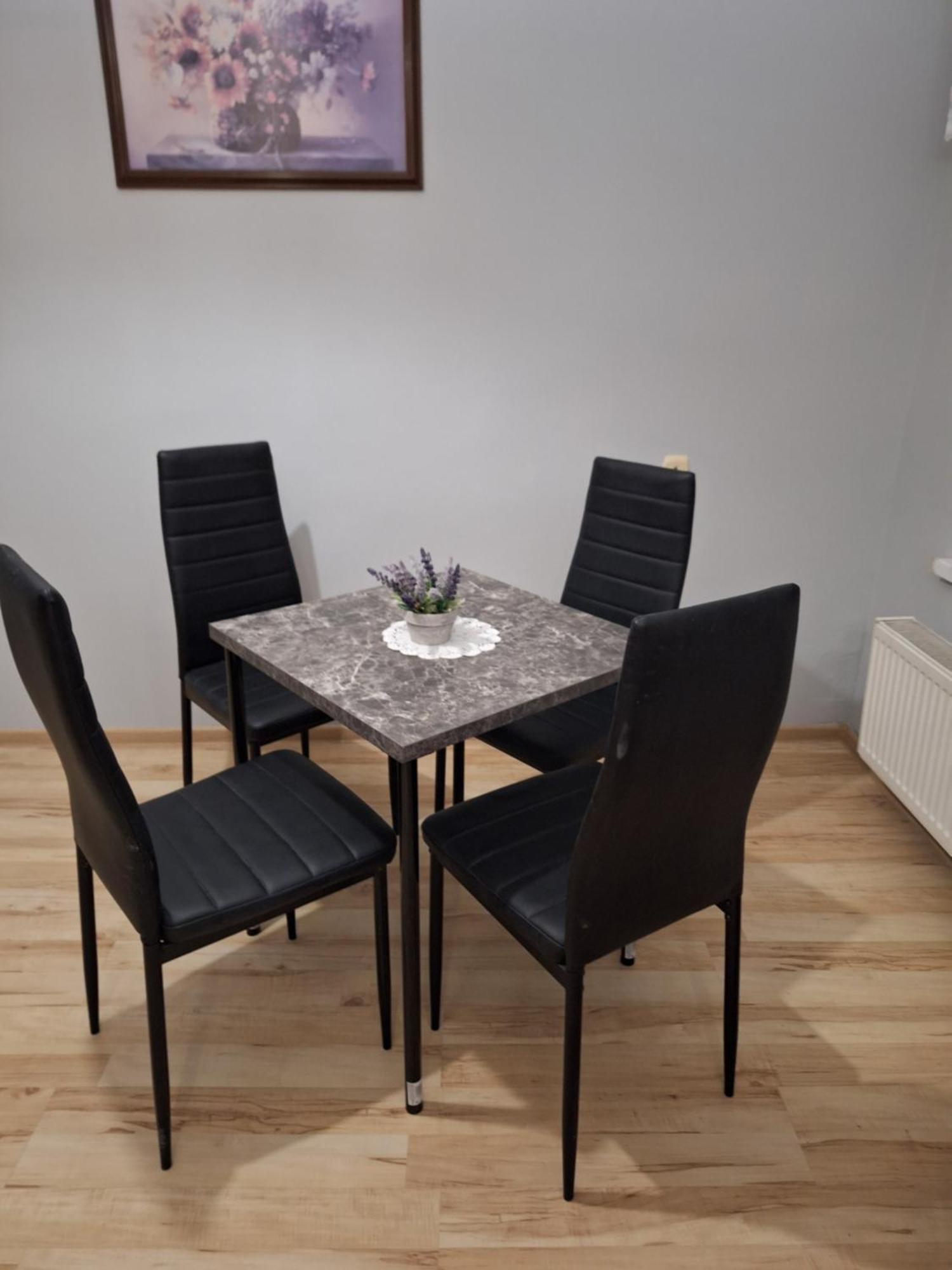 Apartament Chelmza Ngoại thất bức ảnh