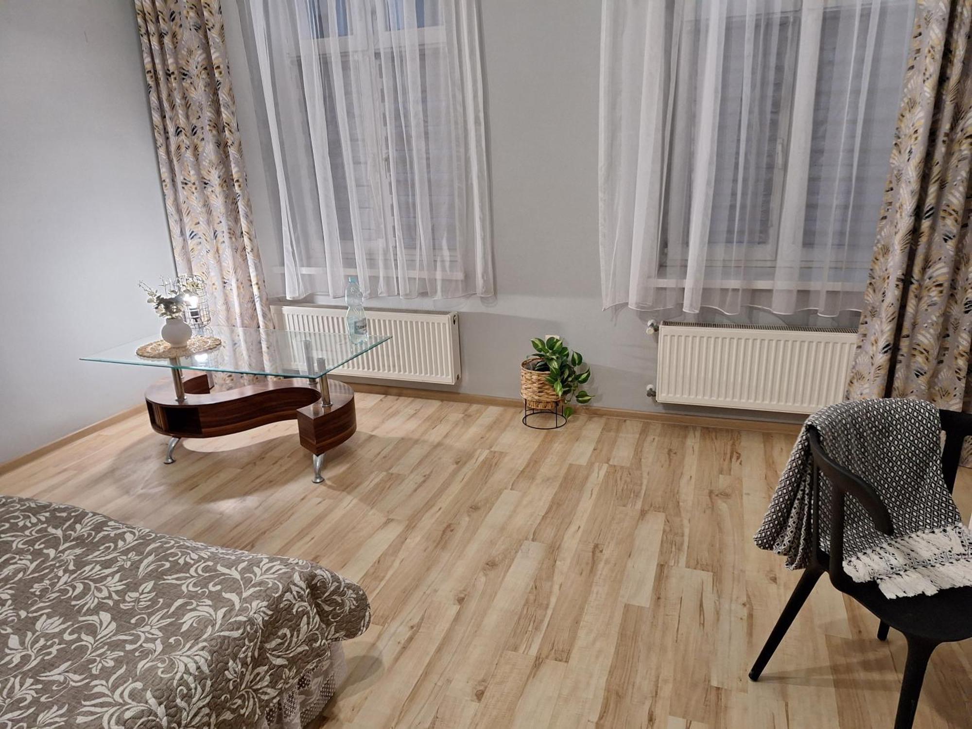 Apartament Chelmza Ngoại thất bức ảnh